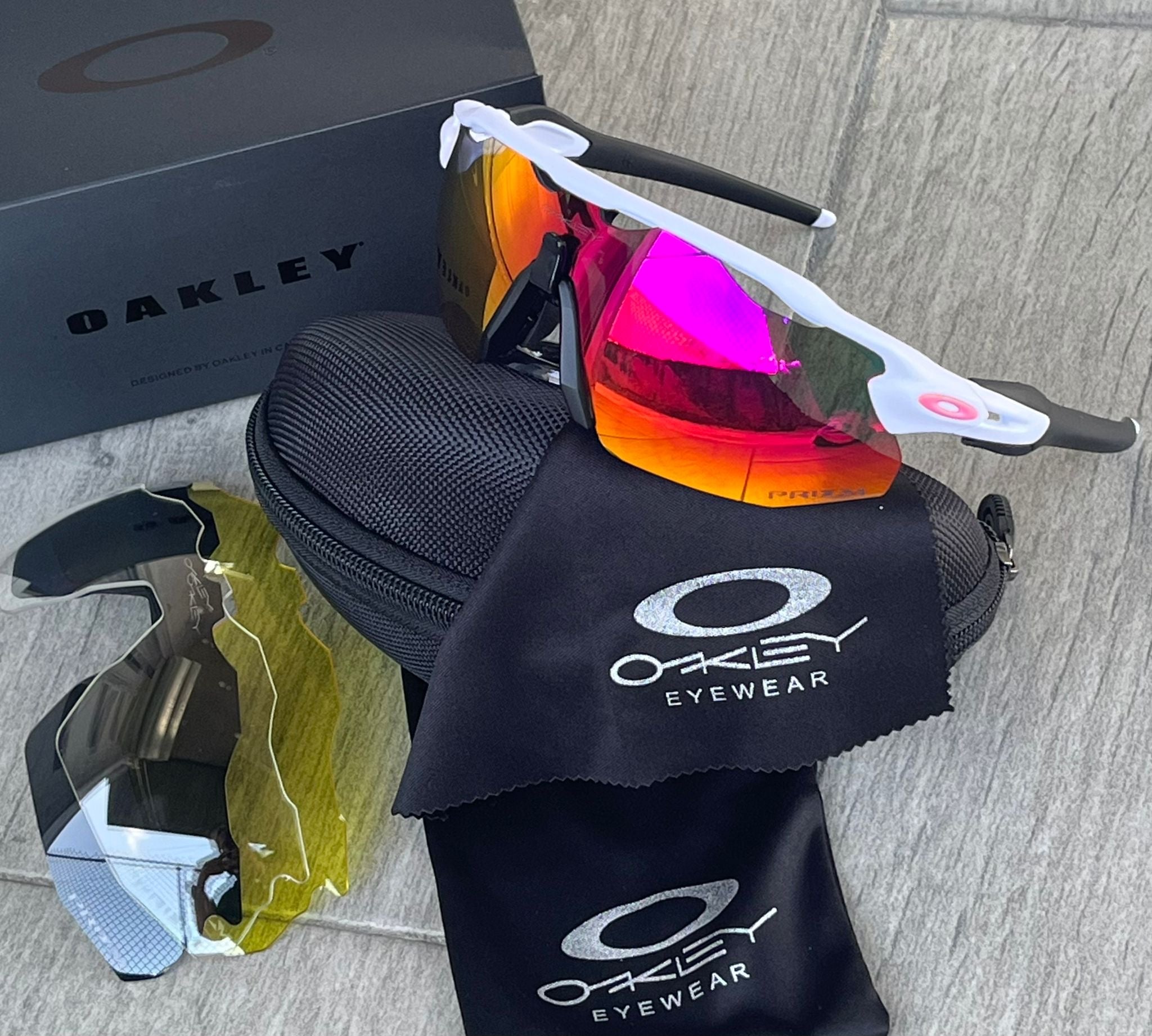 SUNGLASES blanca y rosa
